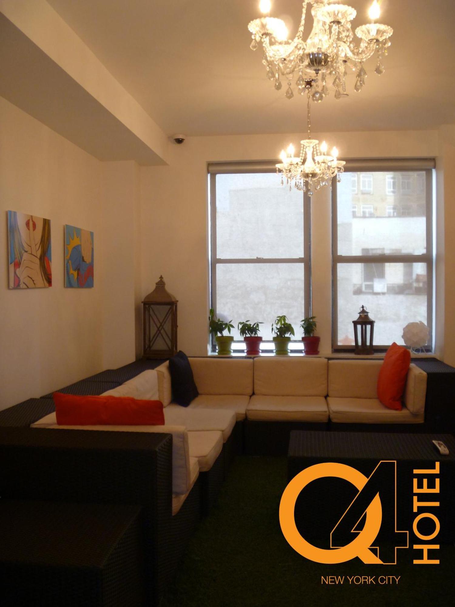 Ostello Q4 And New York